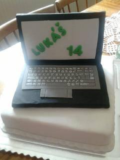 notebook, torta, Narodeninové torty, KatkaF, 1