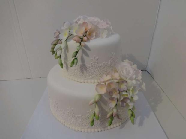 S fréziami, torta, Svadobné torty, DášaL, 1
