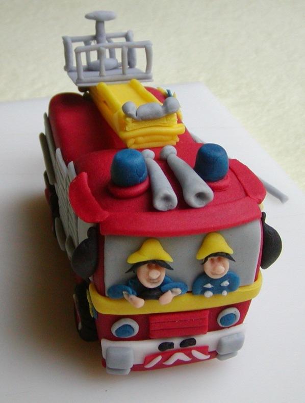 Požiarnicke auto, torta, Rozprávkové torty Požiarnicke auto, torta, Rozprávkové torty, babina 555, 3