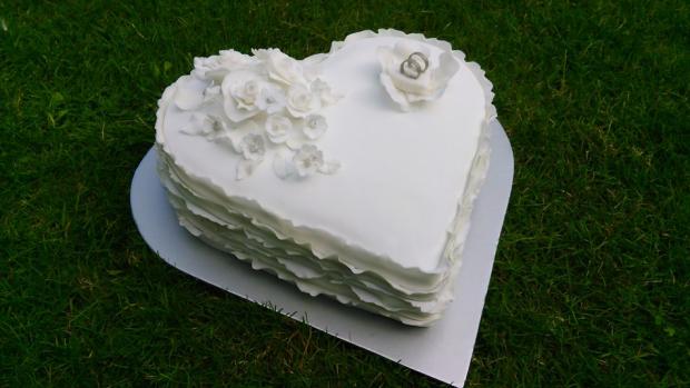 Svadobná srdce, torta, Svadobné torty Svadobná srdce, torta, Svadobné torty, tortovo, 1