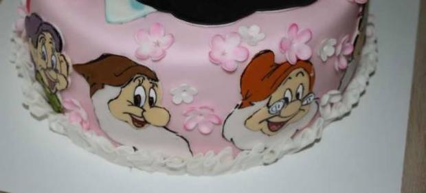 Snehulienka s trpaslíkmi, torta, Rozprávkové torty Snehulienka s trpaslíkmi, torta, Rozprávkové torty, stanula, 3