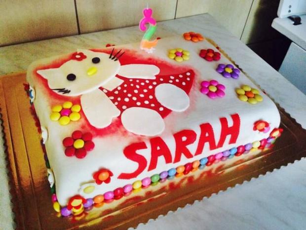 Hello kitty s lentilkami, torta, Torty pre dievčatá, Majka23, 1