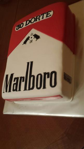cigaretová krabička, torta, Narodeninové torty, MK martina, 1