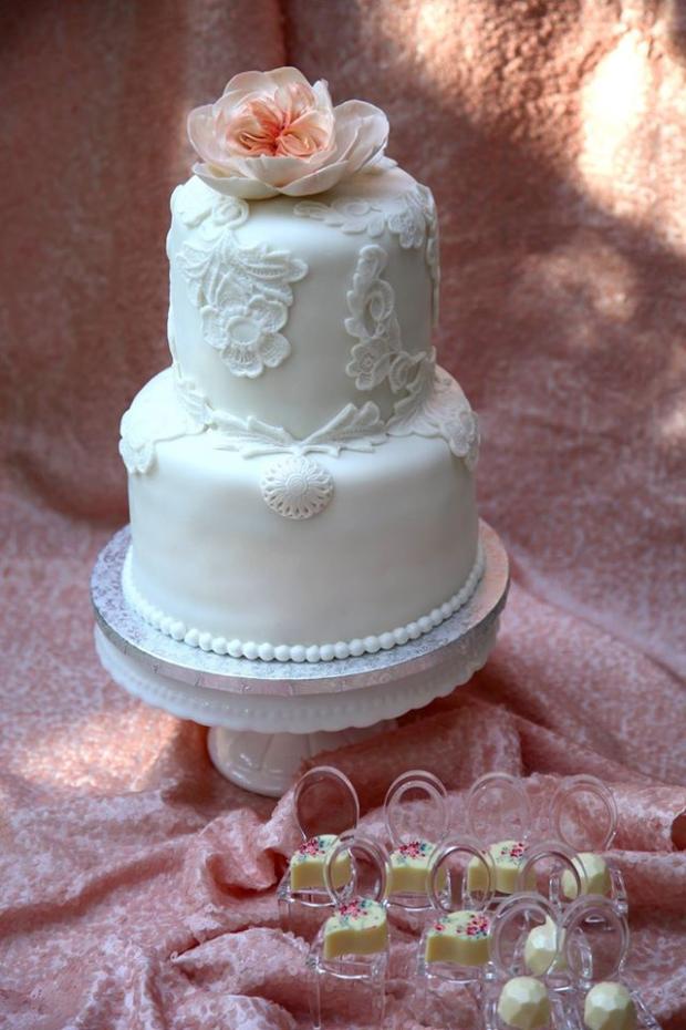 svadobná krajka s anglickou ružou, torta, Svadobné torty svadobná krajka s anglickou ružou, torta, Svadobné torty, Tatjana Dobrovičová, 1