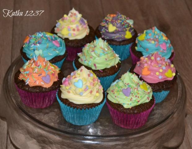 muffiny s farebným krémom, torta, Zákusky, katka1237, 1