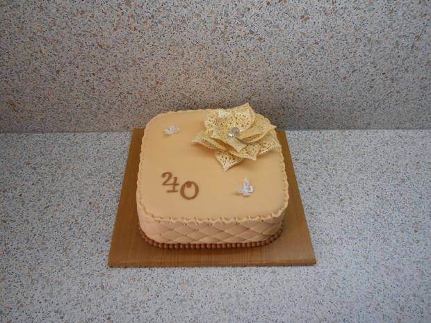 s krajkovým kvetom, torta, Narodeninové torty, nmiriam, 1