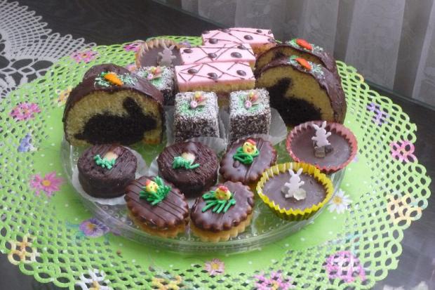 Dobroty na sviatočné chvíle, torta, Zákusky Dobroty na sviatočné chvíle, torta, Zákusky, Primilka, 1