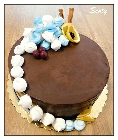 S pusinkami, torta, Narodeninové torty S pusinkami, torta, Narodeninové torty, Sculy, 1