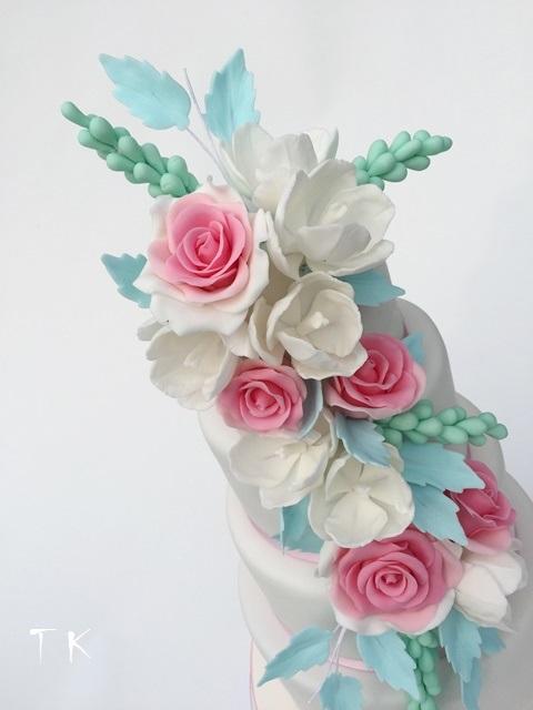 svadobná s ružami a tulipánmi , torta, Svadobné torty svadobná s ružami a tulipánmi , torta, Svadobné torty, TORTY Klaudia, 2