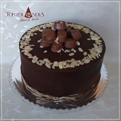 Čokoládová s bonbónmi, torta, Čokoládové torty Čokoládová s bonbónmi, torta, Čokoládové torty, Tortolandia.sk, 2