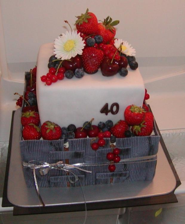 Smotanovo-jogurtová s ovocím, torta, Narodeninové torty Smotanovo-jogurtová s ovocím, torta, Narodeninové torty, babina 555, 1