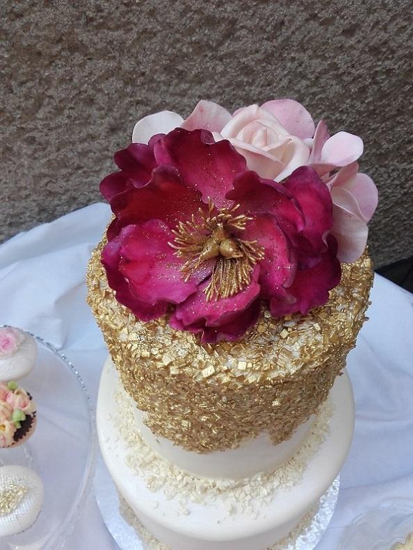 svadobná s karmínovou pivóniou, torta, Svadobné torty, Tatjana Dobrovičová, 3