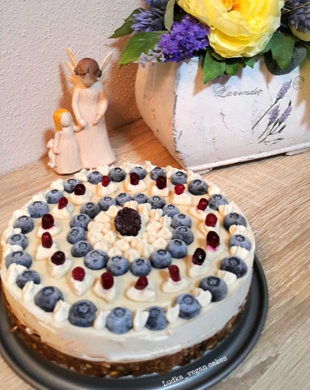 Zasnežená raw tortička, torta, Netradičné torty, Ludka_vegan cakes, 1