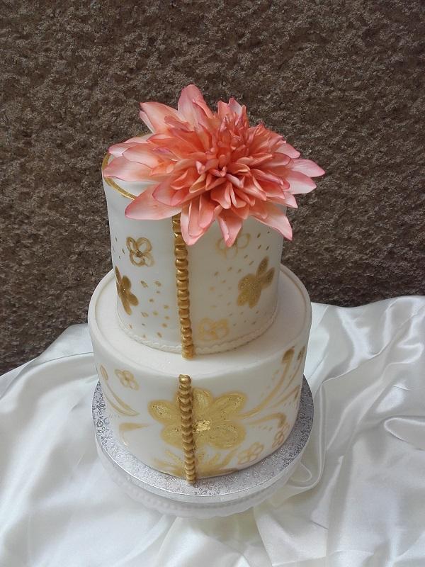 bielo-zlatá s Dahliou, torta, Narodeninové torty, Tatjana Dobrovičová, 1