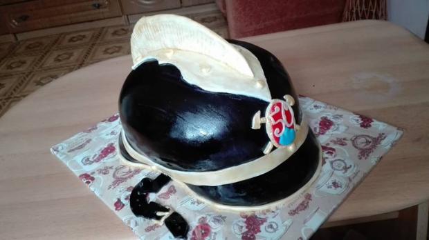 hasičská prilba, torta, Narodeninové torty, Helena Eglyova, 1