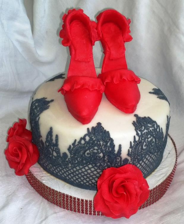 Červeno-čierna s lodičkami..., torta, Narodeninové torty Červeno-čierna s lodičkami..., torta, Narodeninové torty, Mariolka, 2