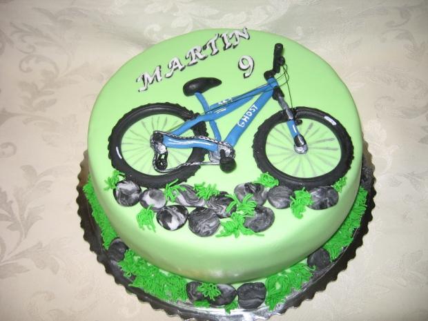 S bicyklom, torta, Športové torty, lienkaS, 1