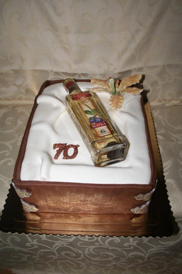 Krabica s fľašou, torta, Narodeninové torty, Zuzana Knapikova, 1