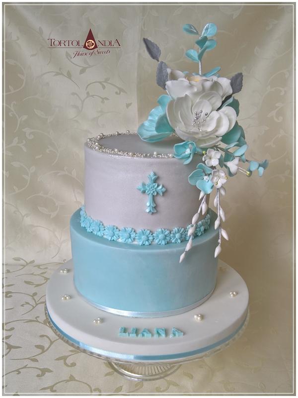 Elegantná modro-biela s kytičkou, torta, Torty na cirkevné sviatky Elegantná modro-biela s kytičkou, torta, Torty na cirkevné sviatky, Tortolandia.sk, 2