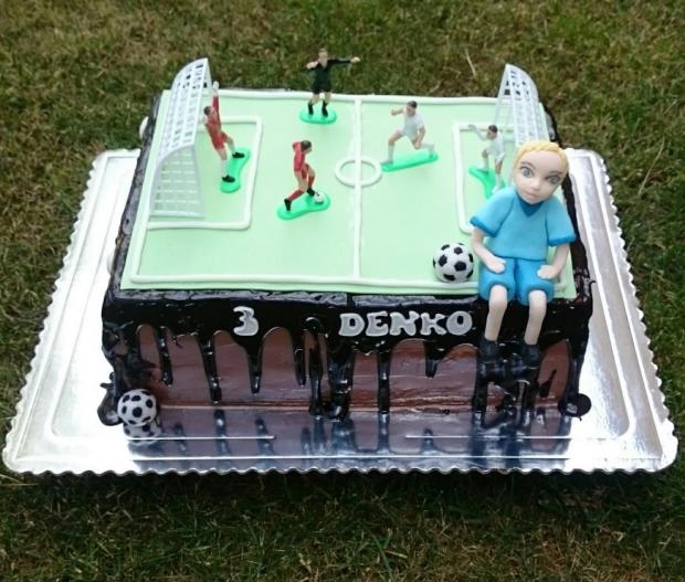 Čokoladová tortička s futbalovým ihriskom, torta, Ostané torty pre deti, andy611, 1