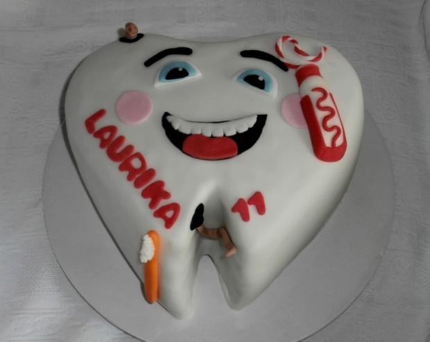zúbok našej Lauriky, torta, Netradičné torty zúbok našej Lauriky, torta, Netradičné torty, NIELA, 1