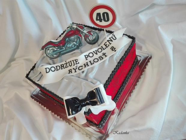 Dezertík s motorkou Suzuki intruder choper, torta, Narodeninové torty, Kadanka, 4