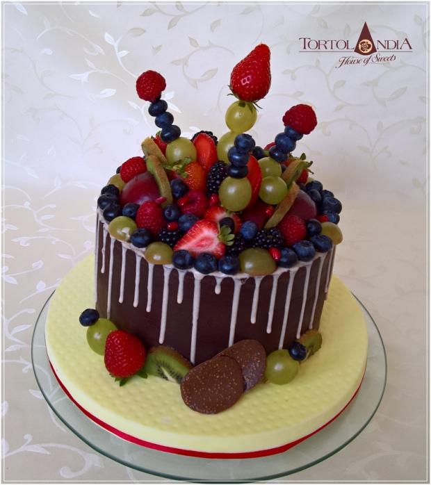 Drip cake s čerstvým ovocím, torta, Drip torty, Tortolandia.sk, 2