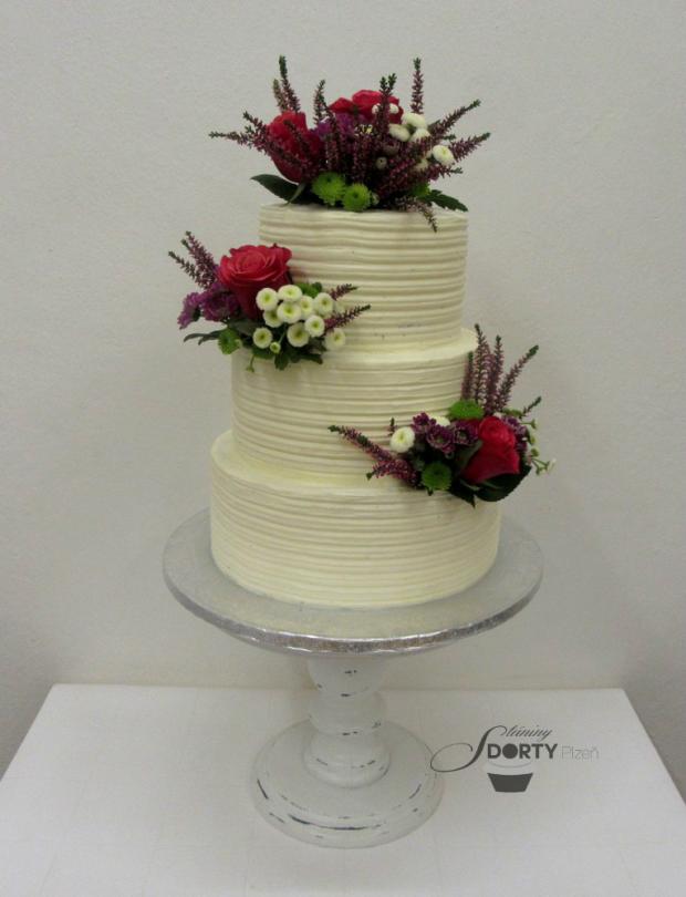 Krémový svatební s živými květy, torta, Svadobné torty, Stániny dorty, 1