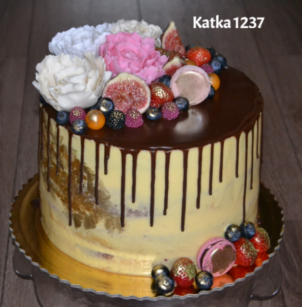 s jedlým zlatom, kvetmi a ovocím, torta, Drip torty, katka1237, 1