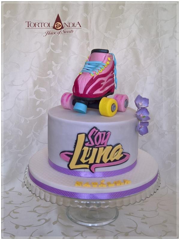 Koliesková korčula " Soy Luna", torta, Torty pre dievčatá Koliesková korčula " Soy Luna", torta, Torty pre dievčatá, Tortolandia.sk, 1