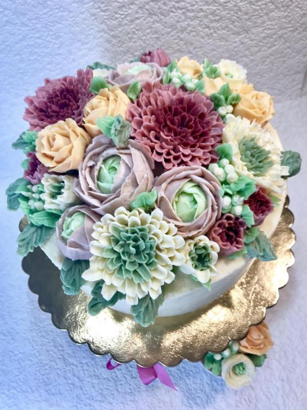 Krémové květy, torta, Narodeninové torty, ajsanek, 2