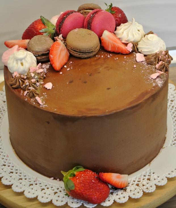 Cokoladovo-ruzova, torta, Čokoládové torty, Elael, 2