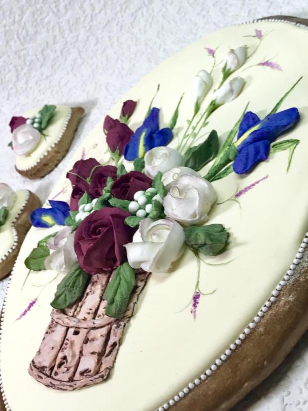 Perníčky s růžema a kosatci, torta, Narodeninové torty Perníčky s růžema a kosatci, torta, Narodeninové torty, ajsanek, 2