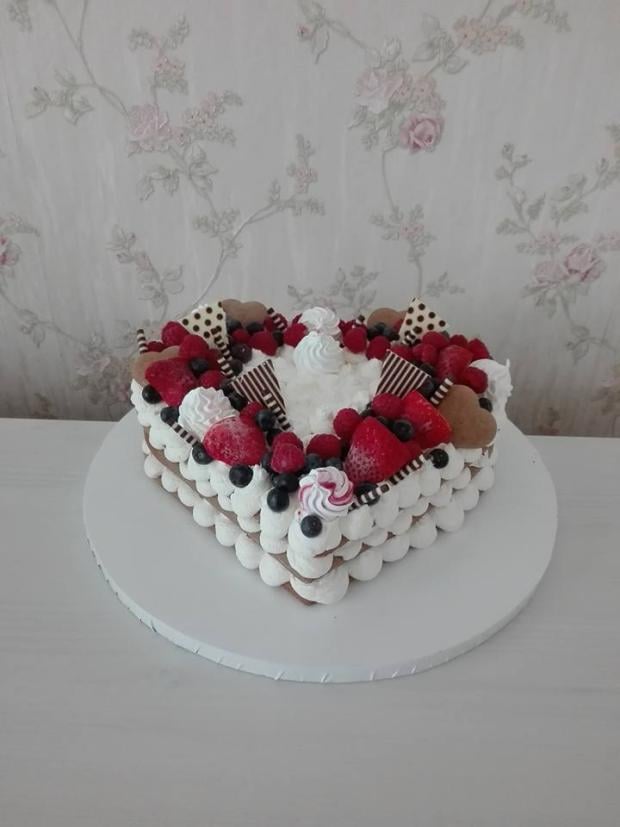 Ovocné srdce, torta, Narodeninové torty, Vieruš, 1