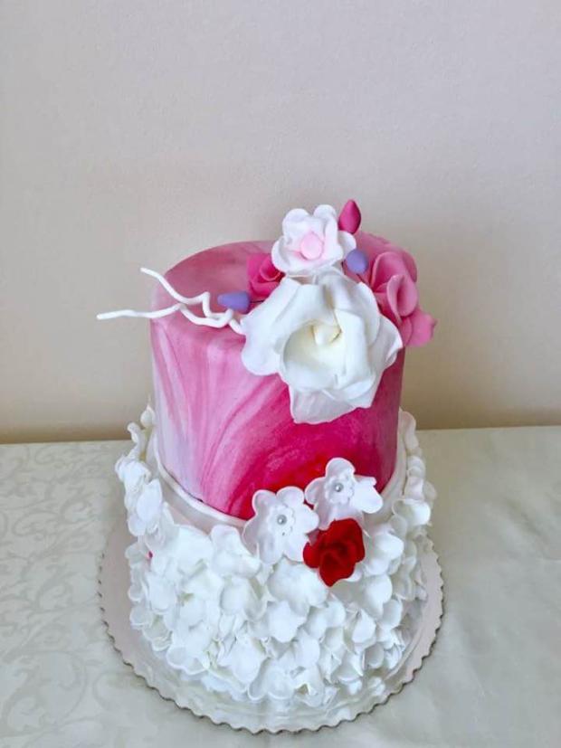 Narodeninová čokoláda s lesným ovocím, torta, Narodeninové torty, Pralinky, 1