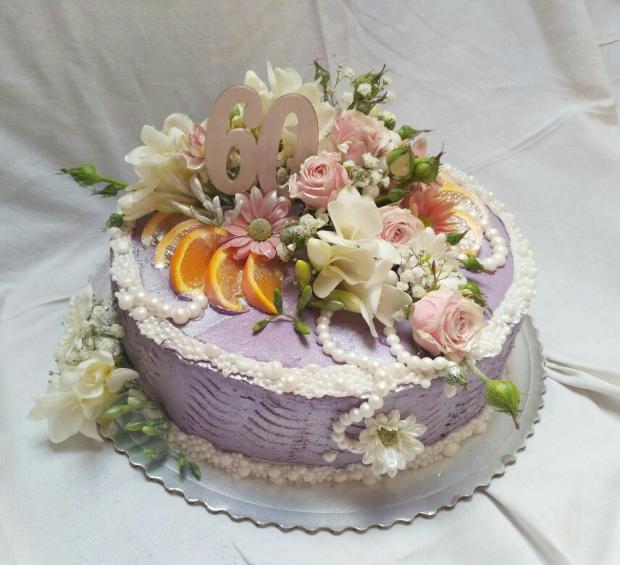 Krémová so živými kvetmi, torta, Narodeninové torty, Lucia Gažiová, 1