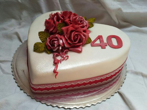 Narodeninová s ružami, torta, Narodeninové torty, Lucia Gažiová, 2