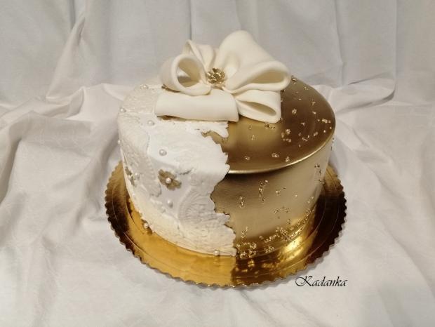 Zlato biely dezertík k výročiu..., torta, Narodeninové torty, Kadanka, 1