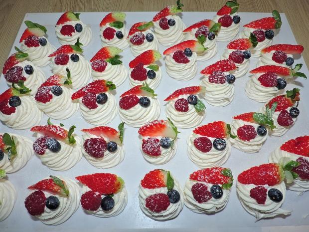mini pavlovky, torta, Zákusky, Obertová Mária, 1