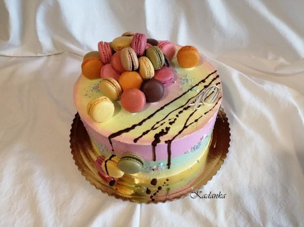 Krémová s makrónkami, torta, Drip torty, Kadanka, 4