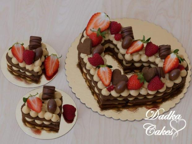 Srdcová "číslicová" tortička s mini tortičkami, torta, Narodeninové torty, DadkaCakes, 1