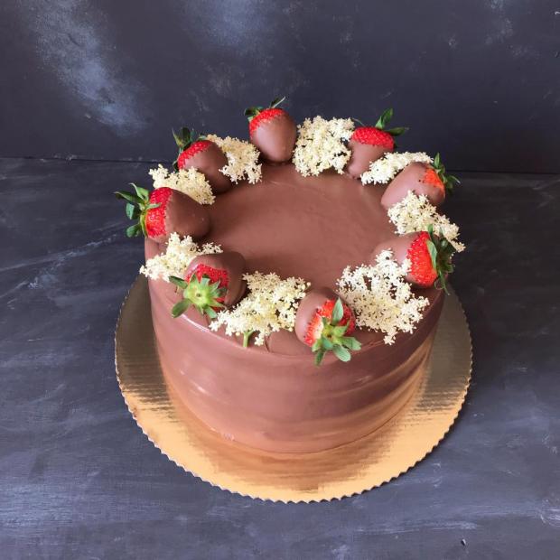 Čokoládová s jahodami, torta, Narodeninové torty, Cakes by Alexandra, 1