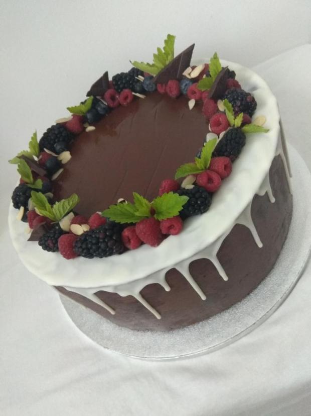 Čokoládkovo-ovocná tortička , torta, Narodeninové torty, m.o.n.i.č.k.a, 1