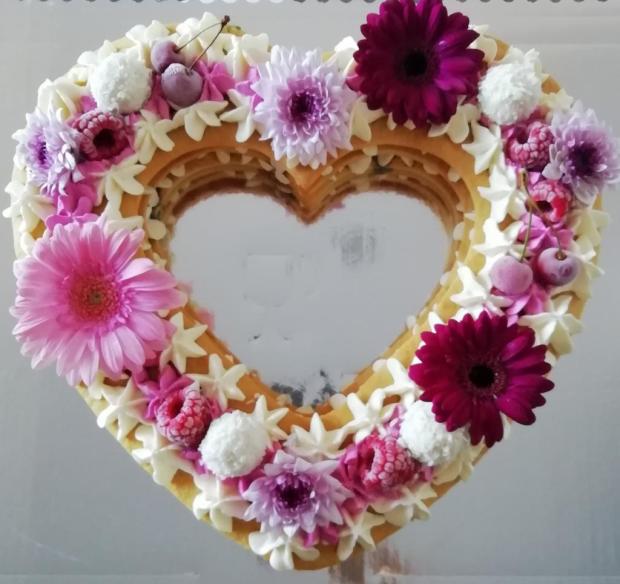 K výročiu , torta, Netradičné torty, TinkyCake, 1