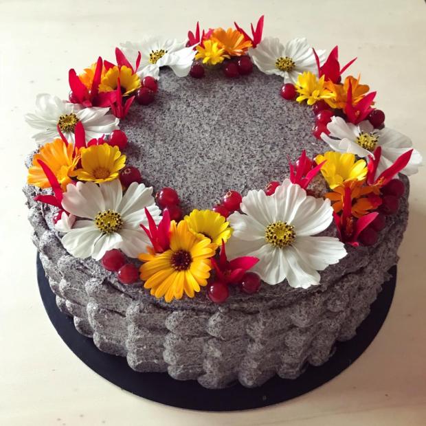 Maková torta s jedlými kvetmi, torta, Narodeninové torty, Cakes by Alexandra, 2