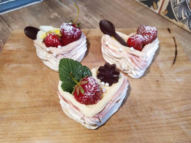Mini Pavlovky , torta, Netradičné torty, Cattys, 3
