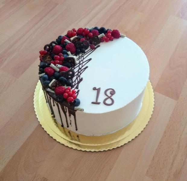 Na 18. narodeniny, torta, Drip torty, Mirka02, 1
