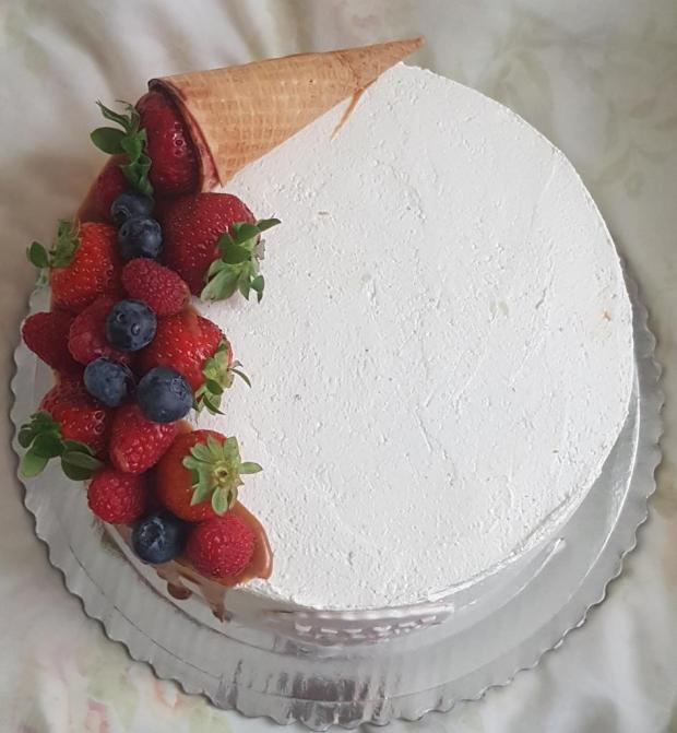Drip torta so slaným karamelom..., torta, Drip torty, Mariolka, 2