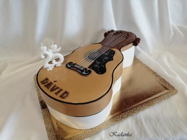 Symbolická gitara podla predlohy, torta, Ostané torty pre deti, Kadanka, 5