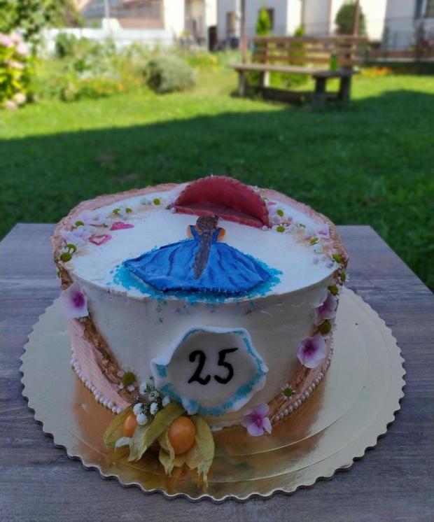 Mladej žienke, torta, Narodeninové torty, Cattys, 3